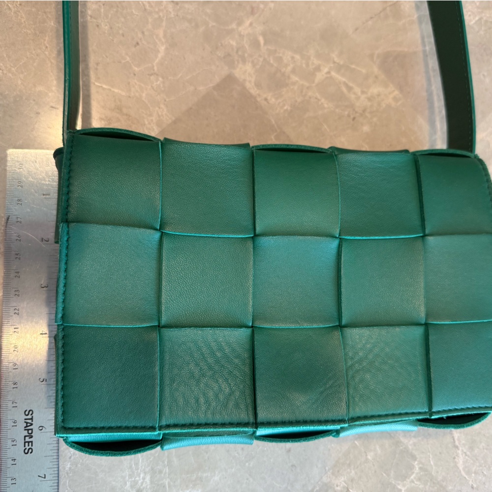 Bottega Veneta Intrecciato Cassette Green Woven Crossbody